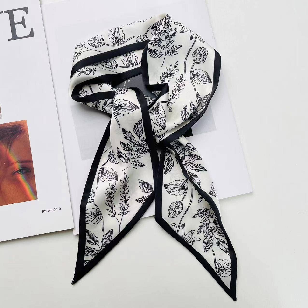 Print Narrow Long Satin Silk-Feel Scarf DP25G511
