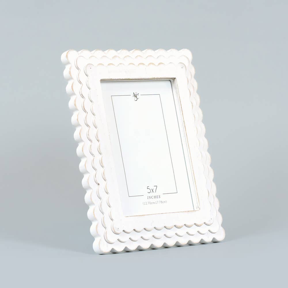 17027 - 8x10 wood SCALLOP photo frame for 5x7 pic Home Decor