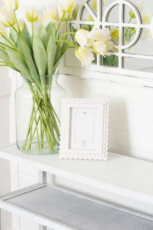 17027 - 8x10 wood SCALLOP photo frame for 5x7 pic Home Decor