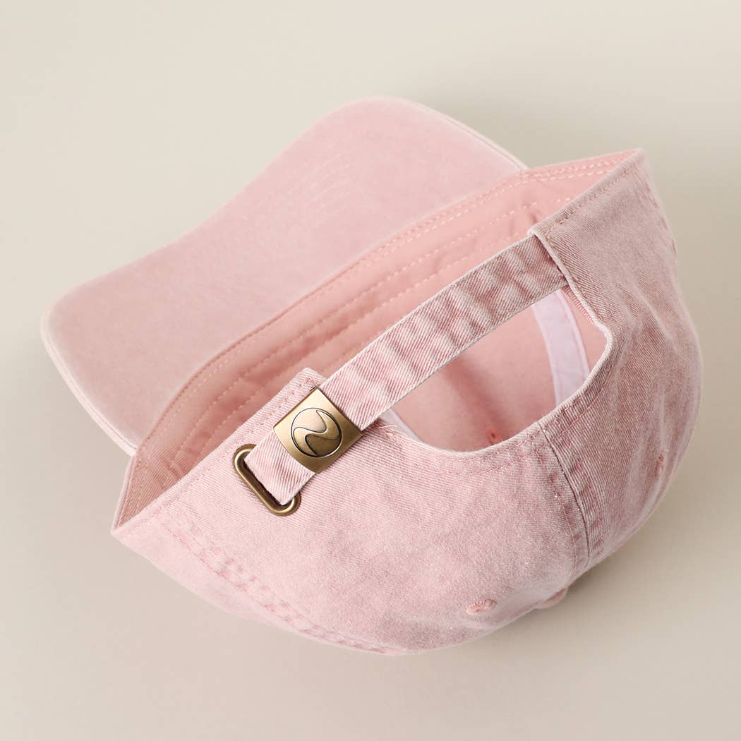 Golden Retriever Embroidered Pigment Dyed Baseball Cap