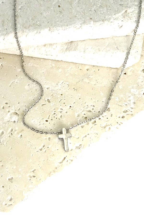 CLASSIC MINI CROSS NECKLACE |