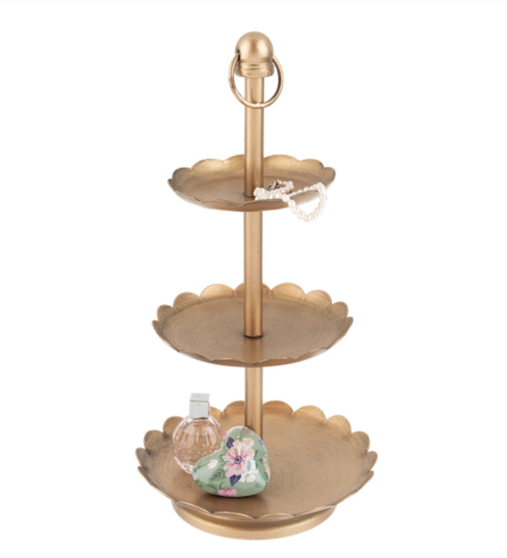 3 Tier Scalloped Stand