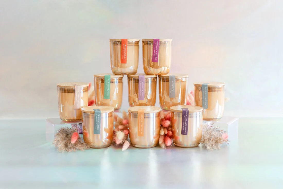 Heirloom signature 7 oz Candle