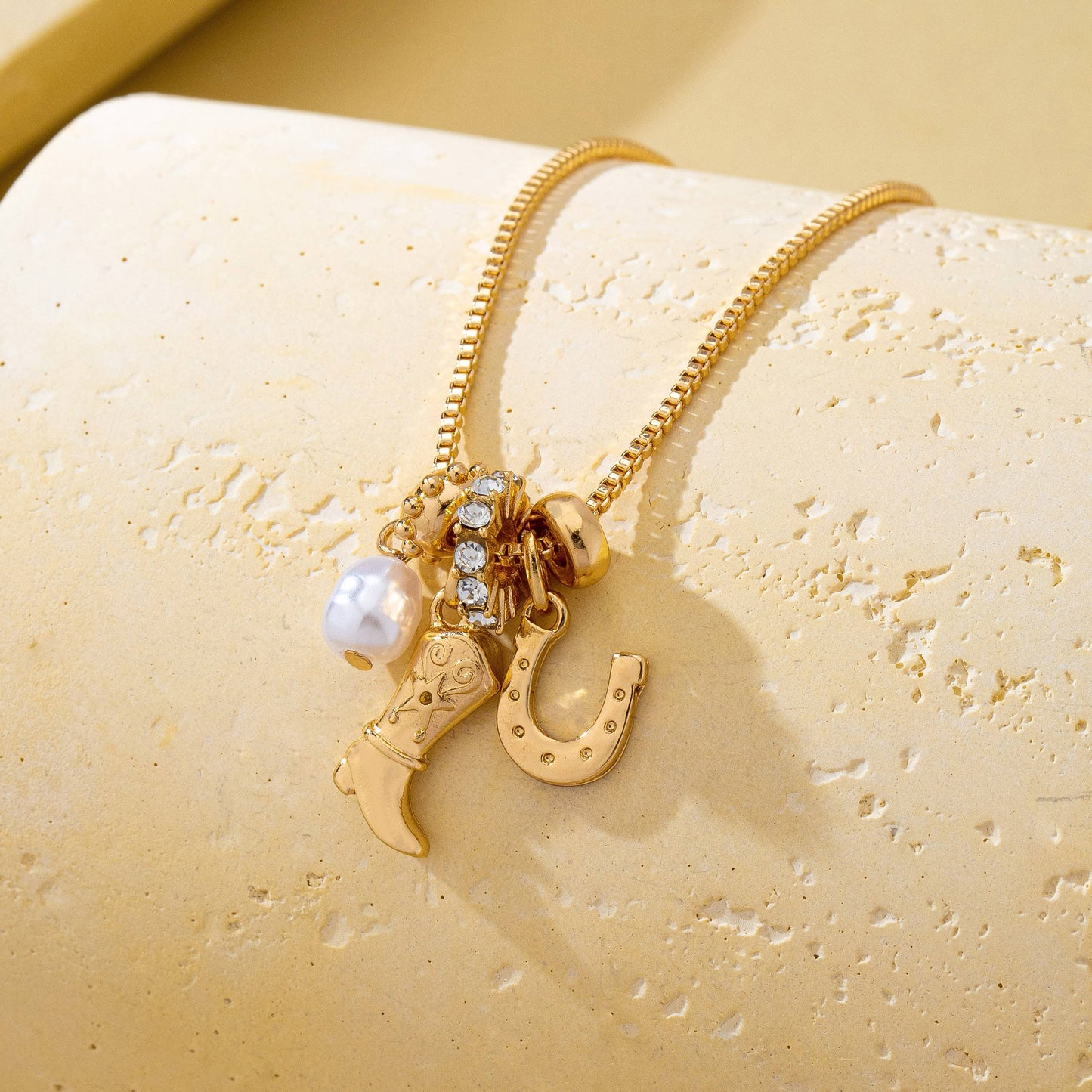 Western Boot Horseshoe Pearl Charm Necklace | 80N93161