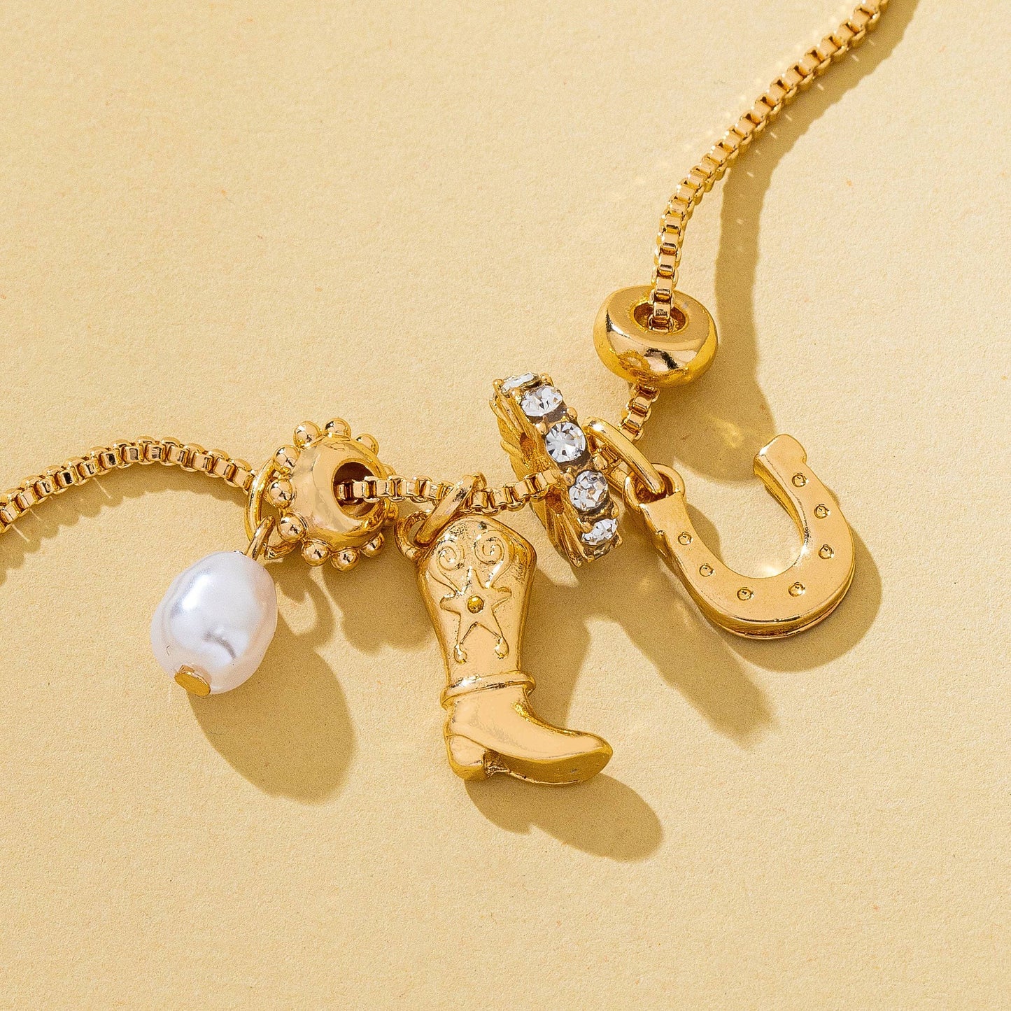 Western Boot Horseshoe Pearl Charm Necklace | 80N93161